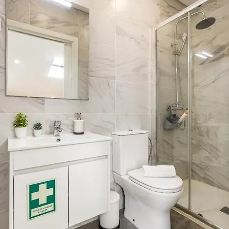 Center Liberty Apartment *